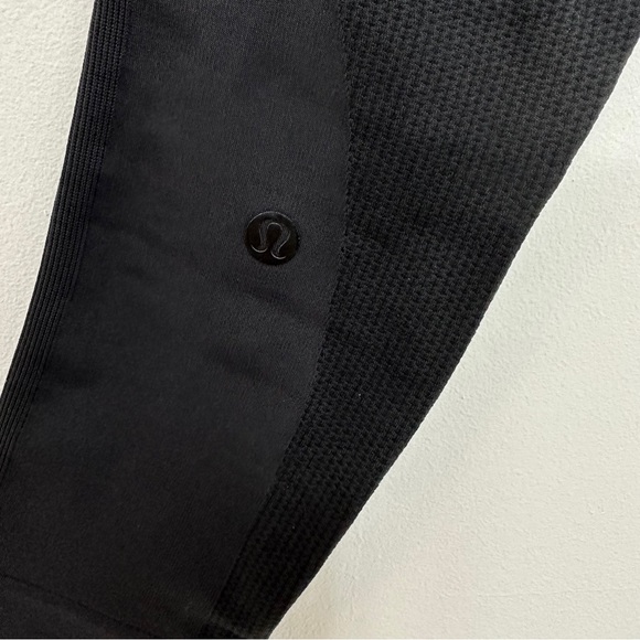 Lululemon Zone In Crop Leggings in Black - Picture 6 of 6